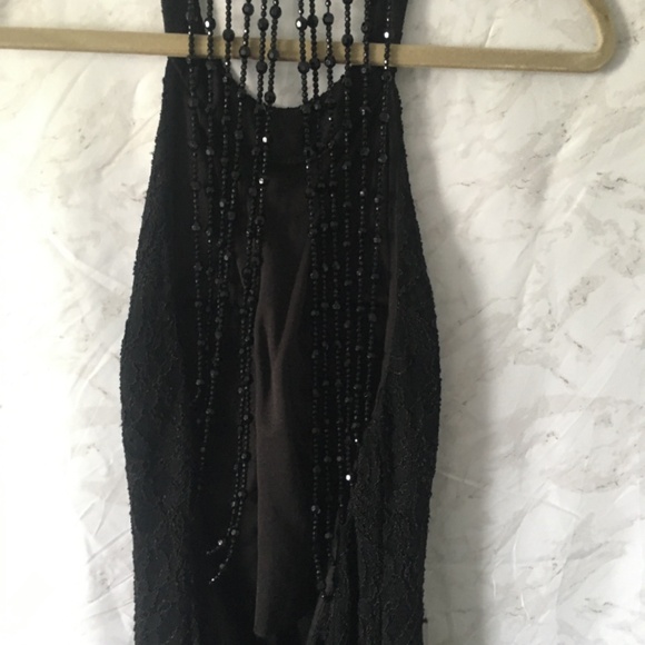 Black lace formal dress - Picture 4 of 7